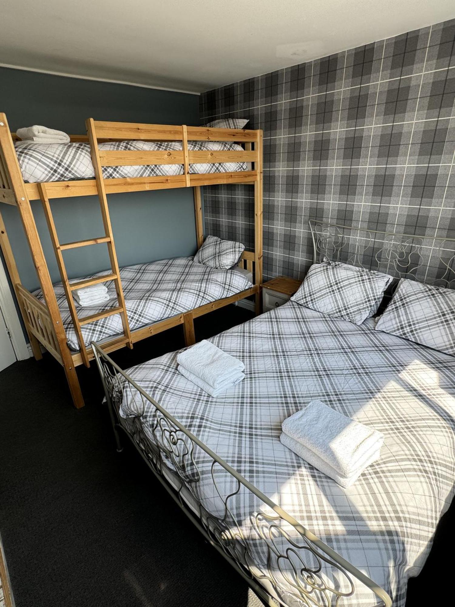Shore Lodge New Quay Esterno foto