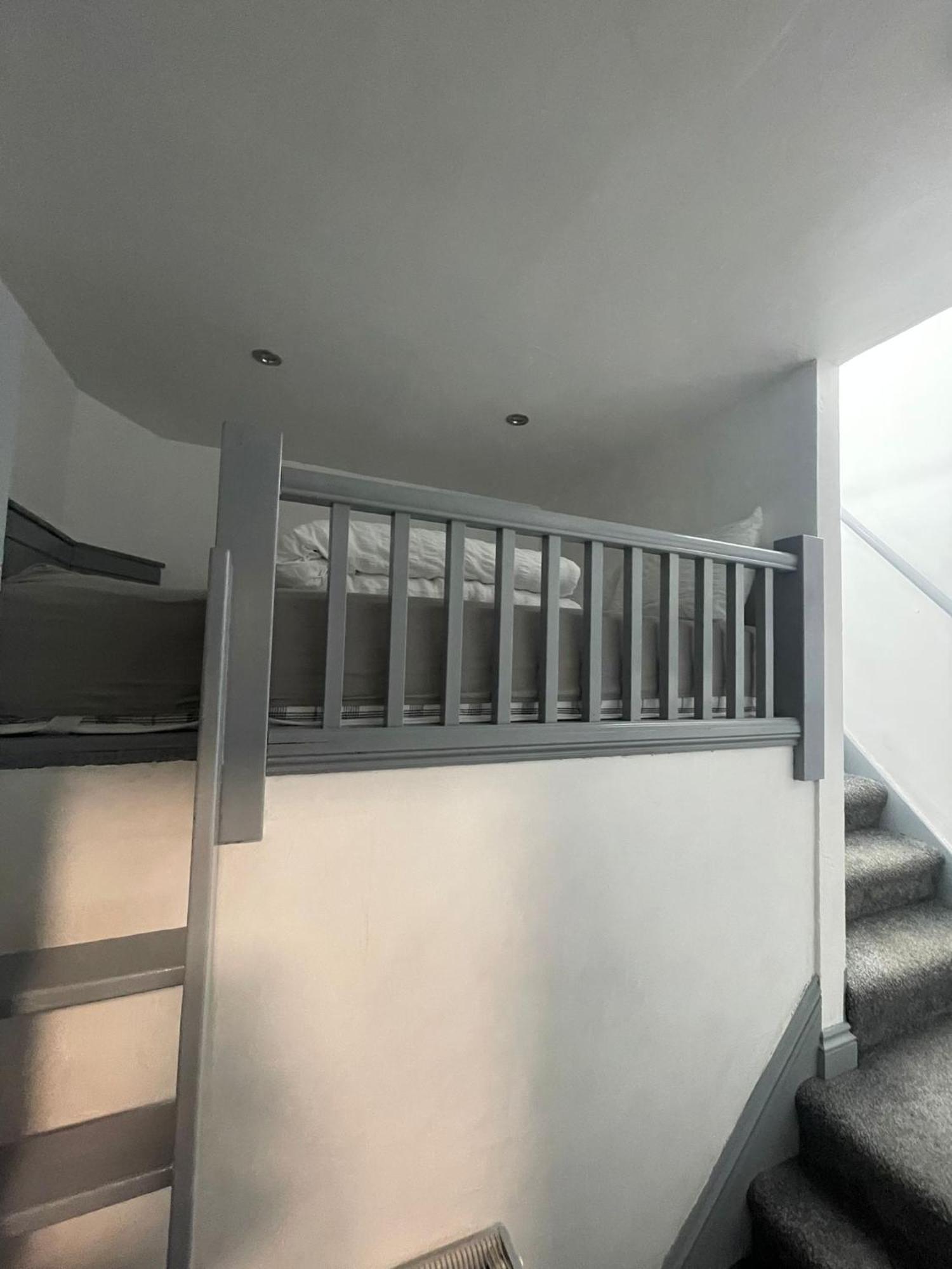 Shore Lodge New Quay Esterno foto