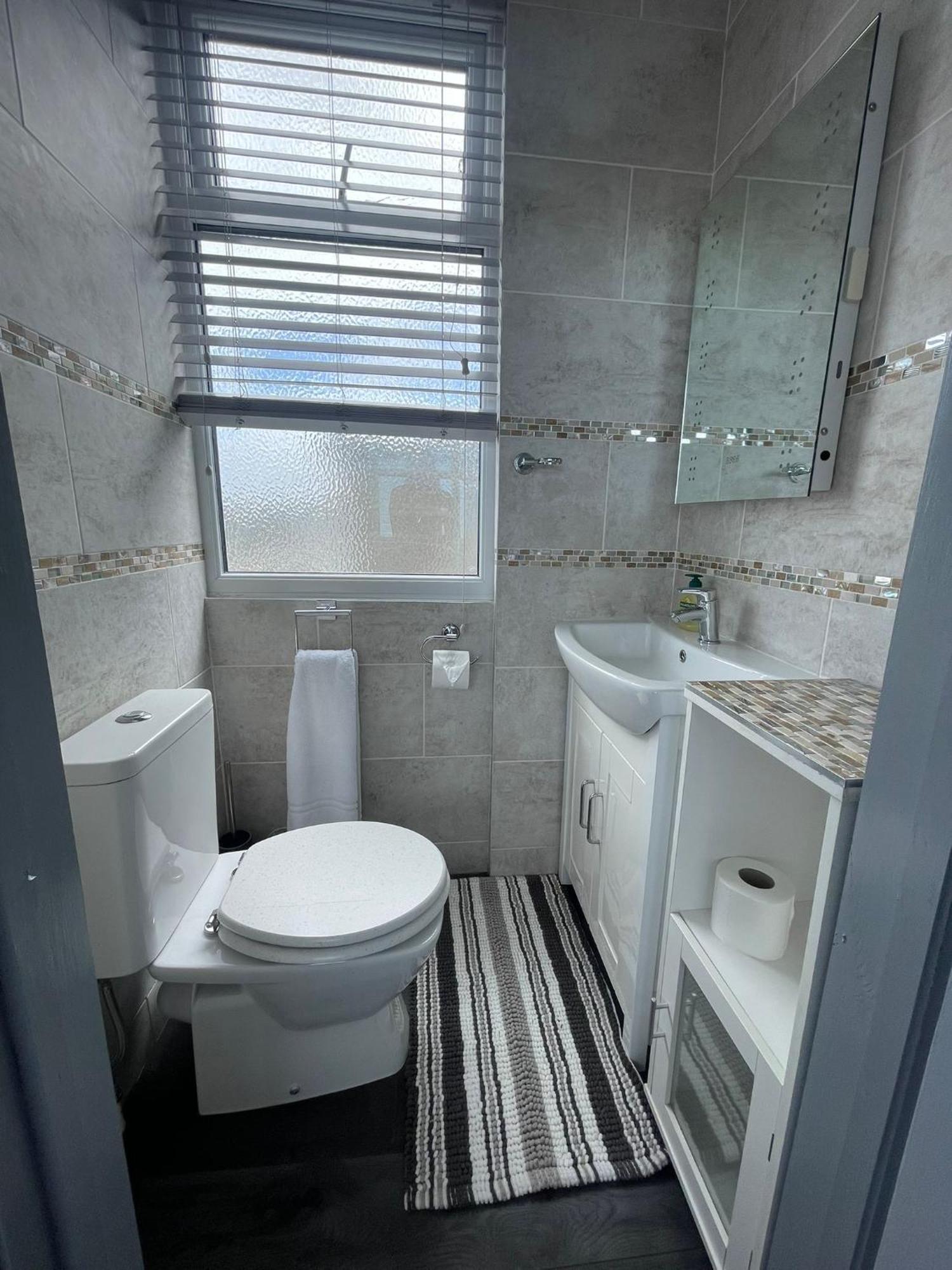 Shore Lodge New Quay Esterno foto